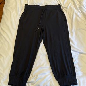 Like New Lululemon Ready to Rulu Crop Jogger - black - size 12